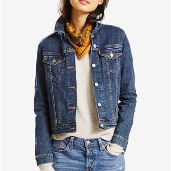 Women's Original Denim Trucker Jacket - Picture 2 of 3